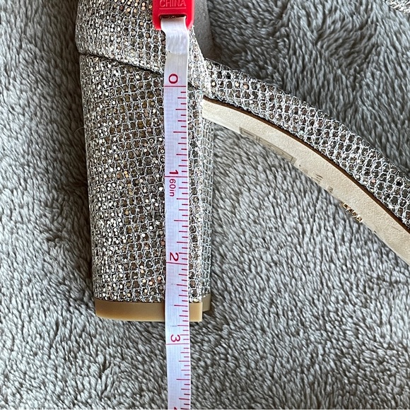 Stuart Weitzman Nudistcurve Glitter Block-Heel Sandals Platino (7) - Picture 5 of 16